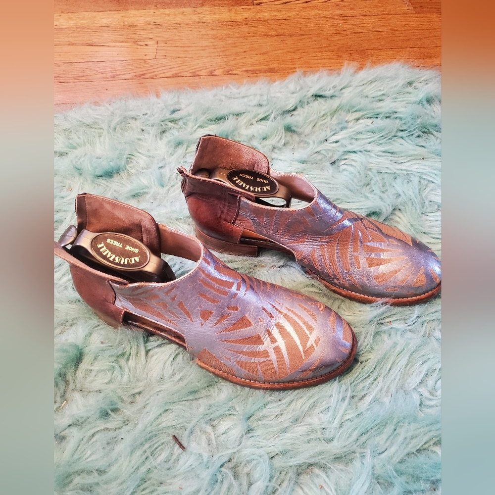 La Bottega di Lisa ankle booties. High quality made in Italy. Size 8.5. - Picture 2 of 5